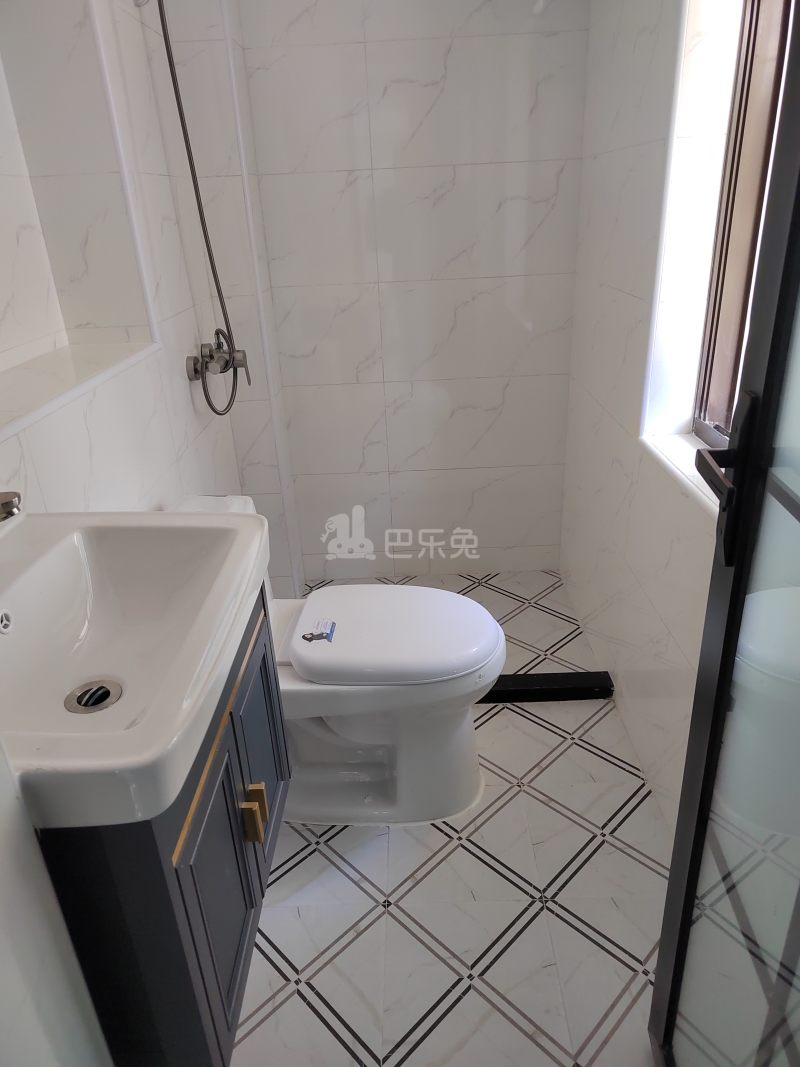 锦秋花园十期867279卫生间图6