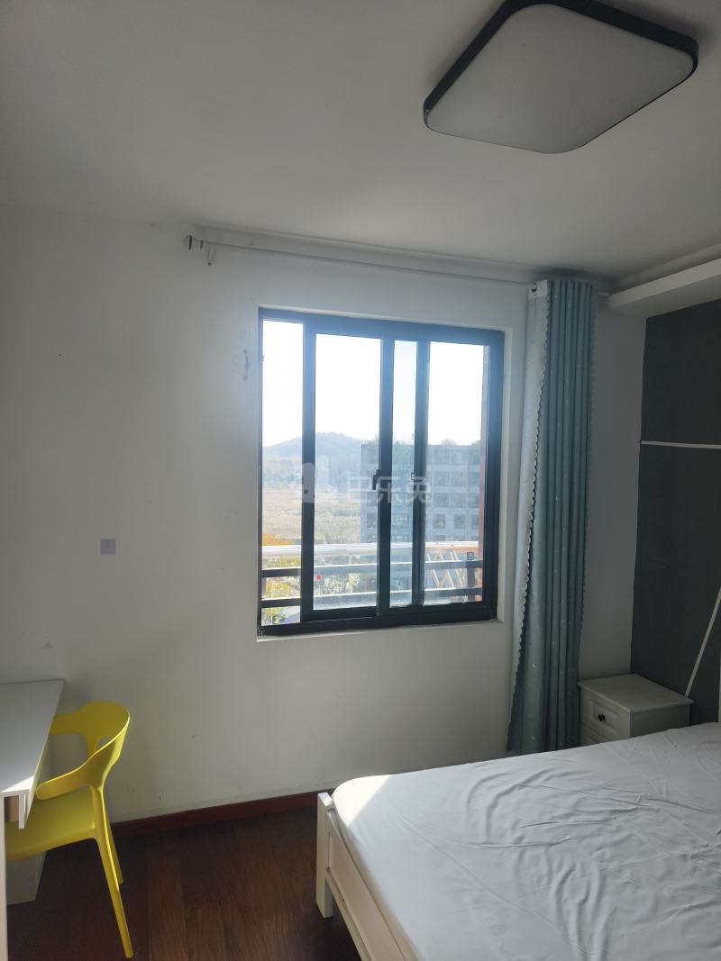 佘北家园木槿苑8694259卧室窗户图8