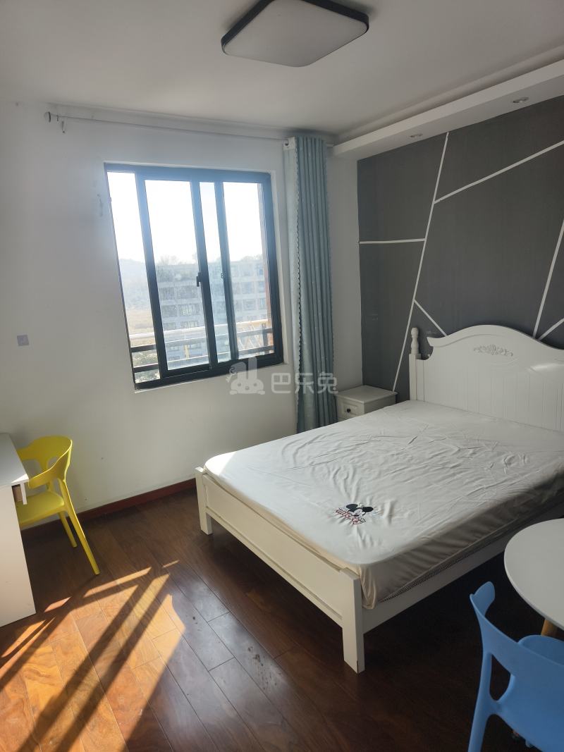 佘北家园木槿苑8694259卧室图3