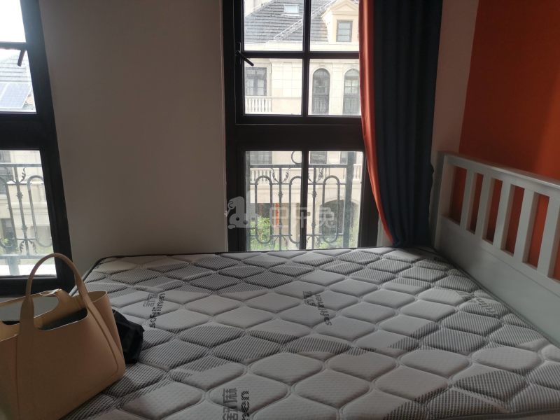 大华诺斐墅（大华锦绣华城17区）8697044卧室图3