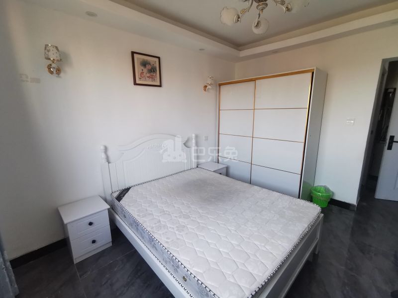 骏苑2期8749345卧室图2