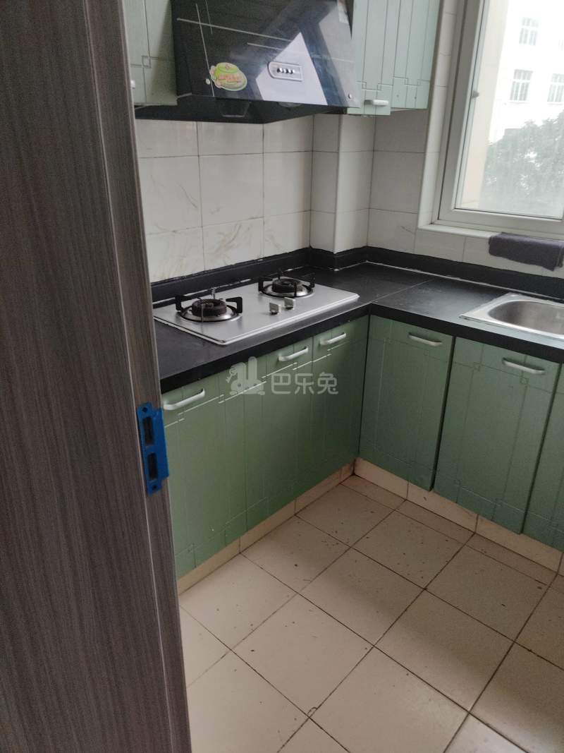 三千里花苑8750095卧室窗户图5