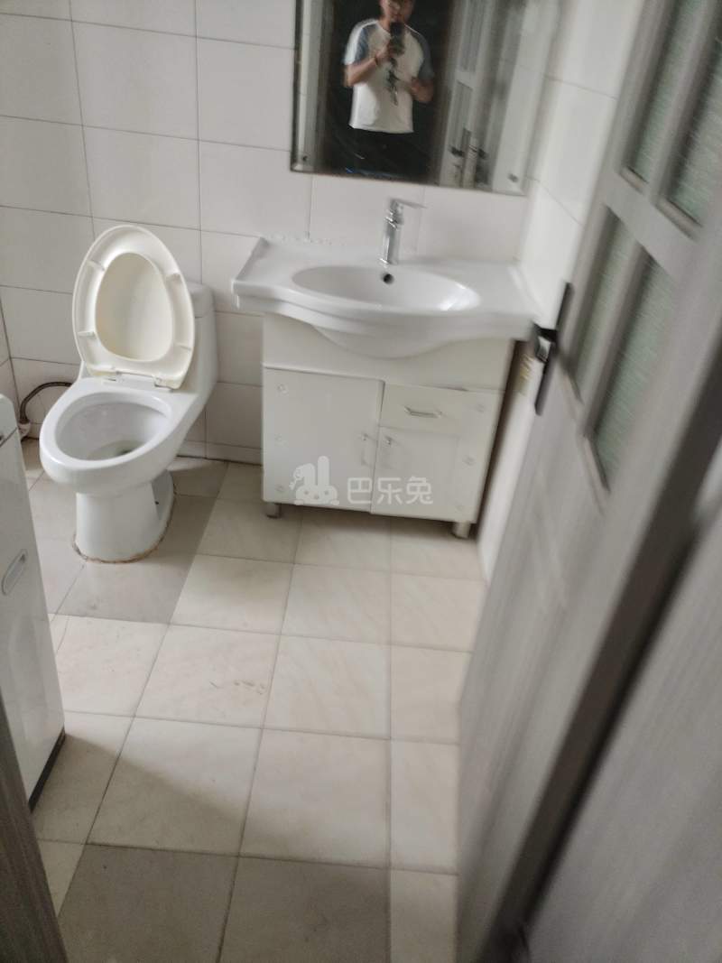 三千里花苑8750095卫生间图4