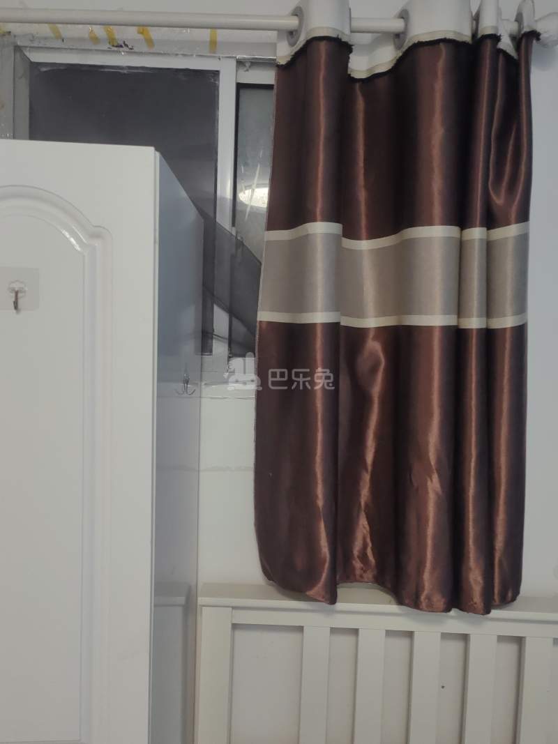 吴胜别墅8760303卧室窗户图9