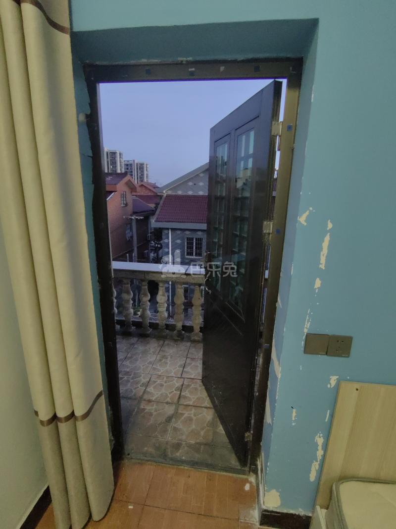 吴胜别墅8760303卧室窗户图10