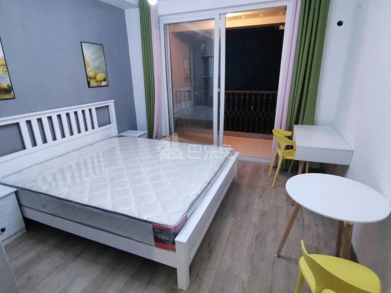 巷佳华苑1期8762408卧室图1