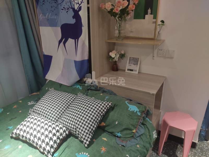 石厦东村215栋8779283卧室图2