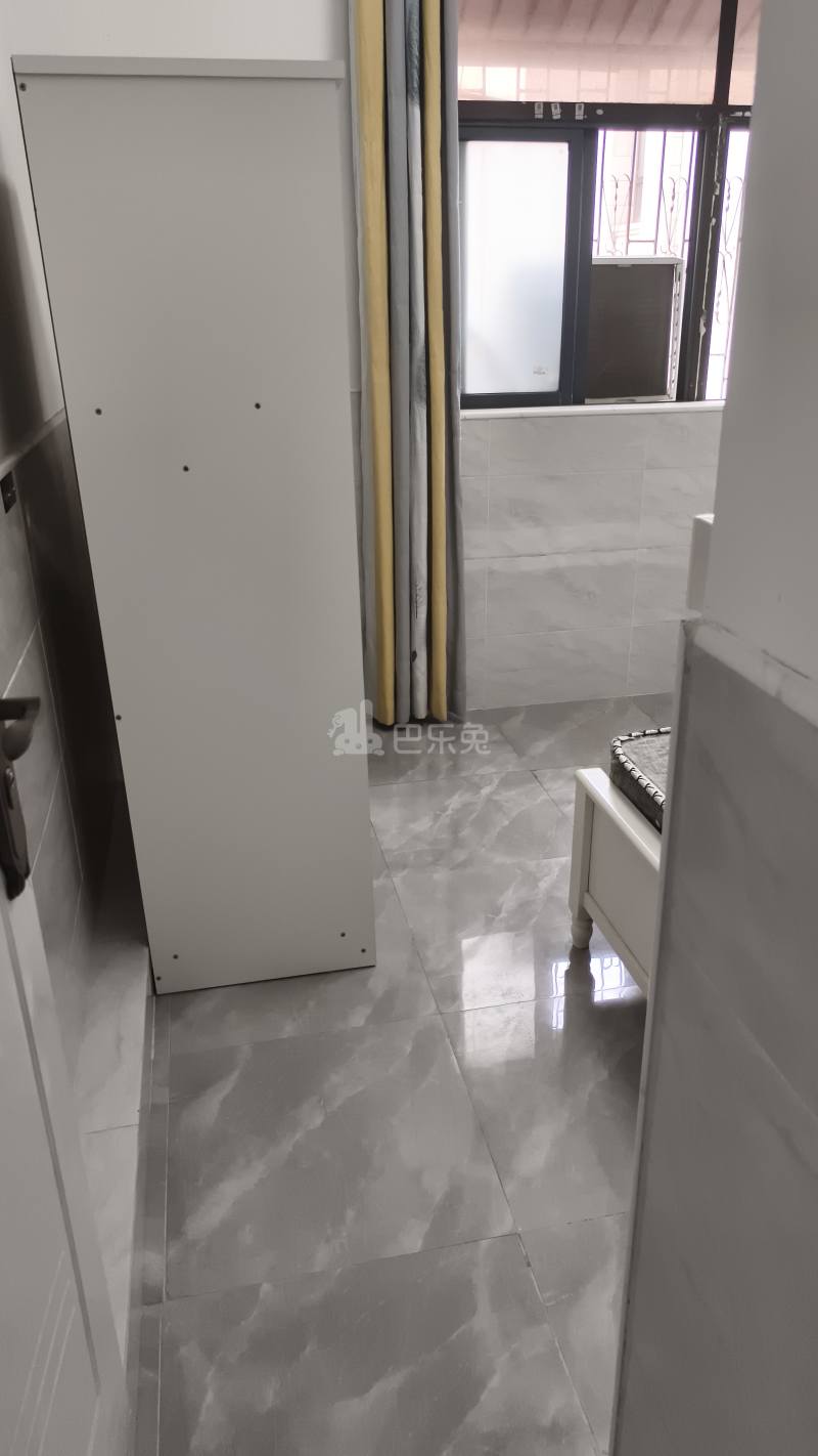 后海第一统建楼8831382卧室图4