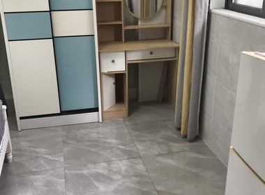 后海第一统建楼 