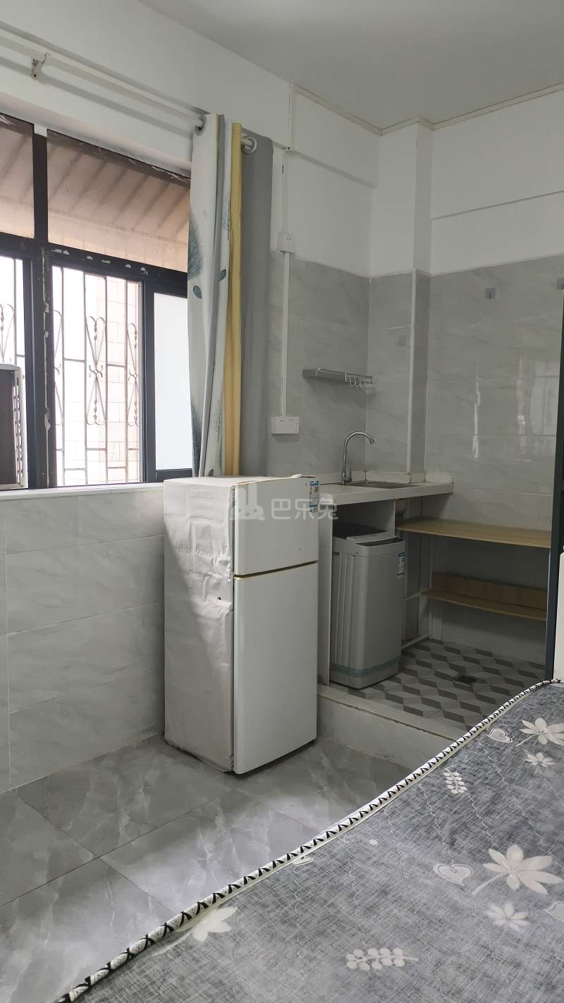 后海第一统建楼8831382卧室图0