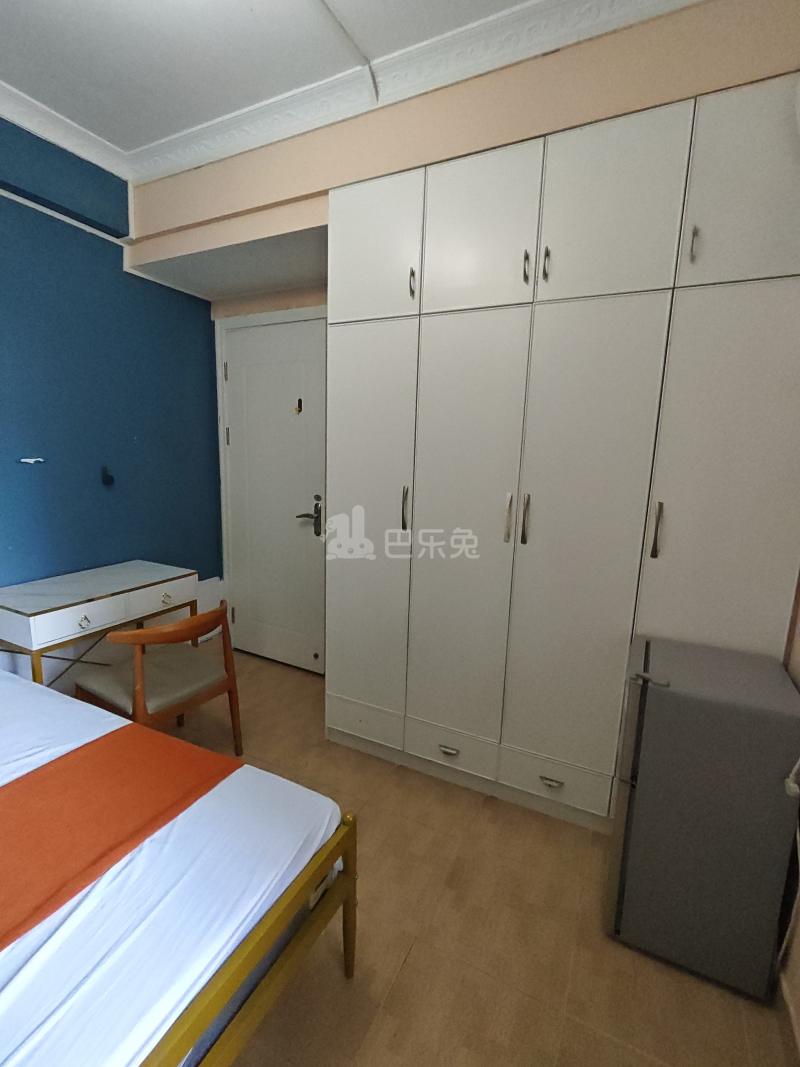 美加广场8842033卧室图1