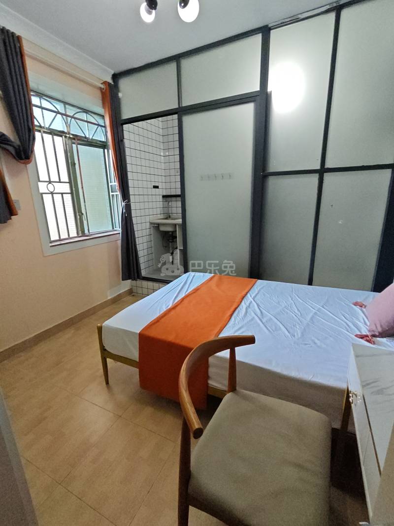 美加广场8842033卧室图0