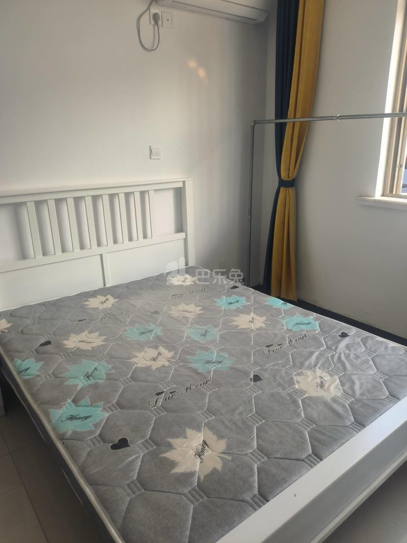 新卫村（民房）8859610卧室图0