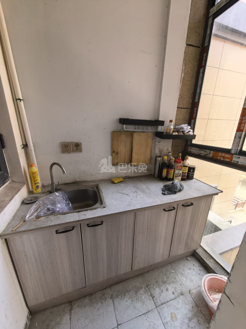 甬申金地城8865387厨房图4
