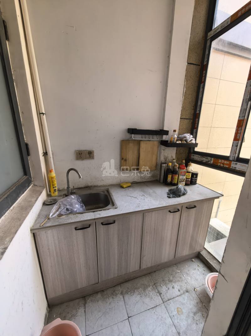 甬申金地城8865389厨房图4