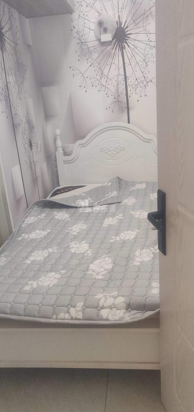 东方花园三期8866887卧室图3