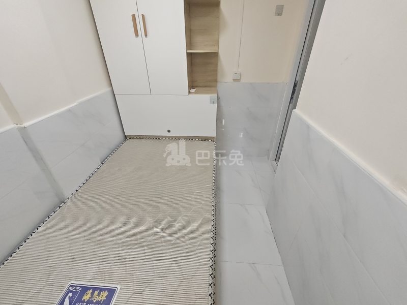 水湾B区8876355卫生间图3