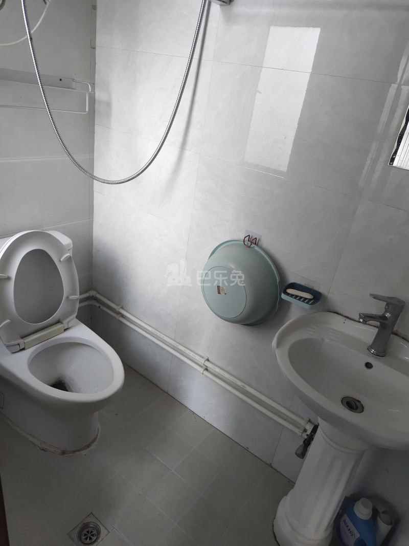 巷佳华苑2期8885045卫生间图5