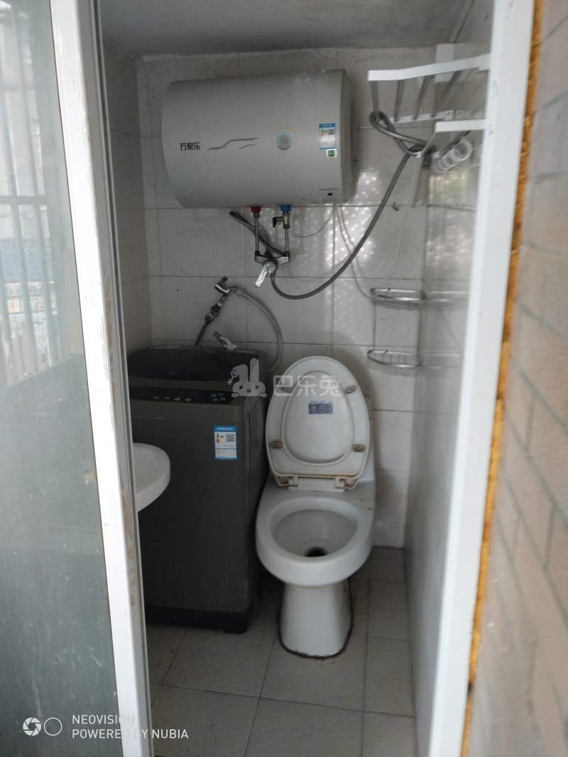 振新佳苑（预计26 年4月-6月拆迁）8902982卫生间图6