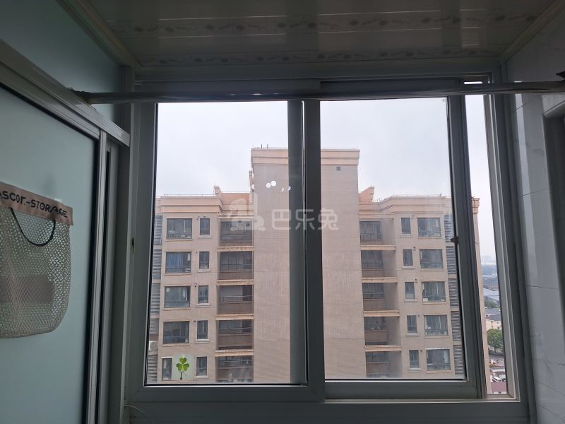 翔瑞新苑南区8915908卧室窗户图7