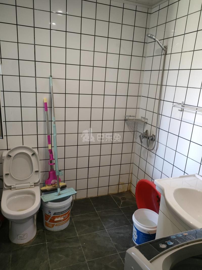 新月鸿锦苑2期西区8922161卫生间图15