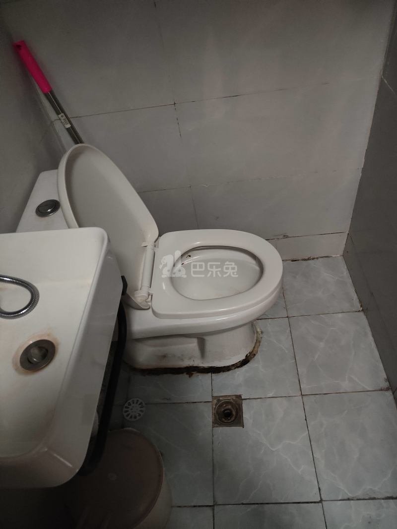 康湾苑8937331卫生间图5