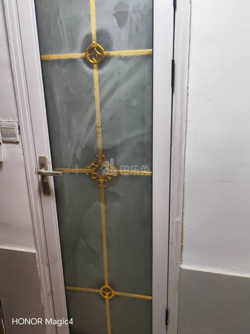 康湾苑8937331卫生间图4