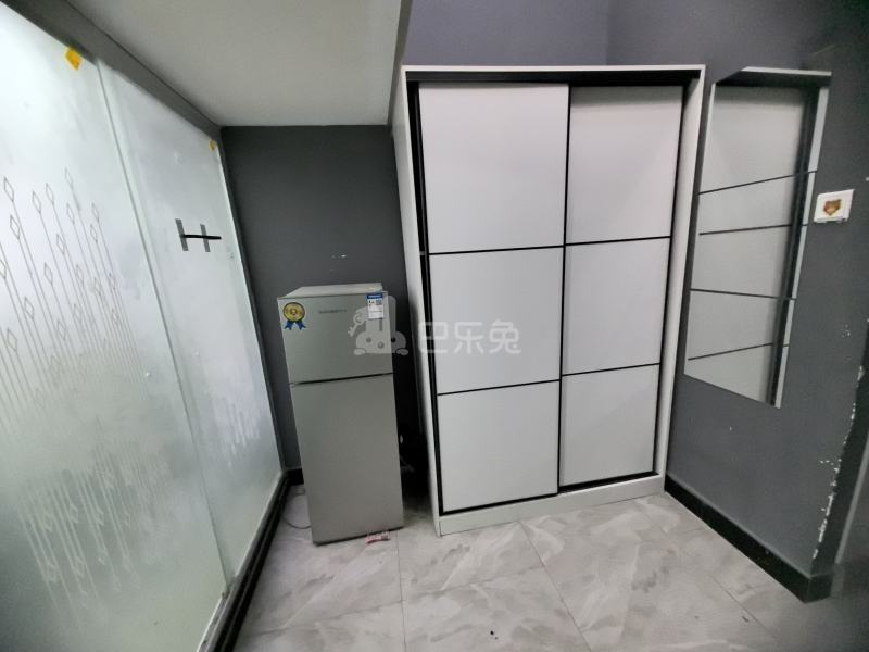 莱茵郡8966200卧室图0