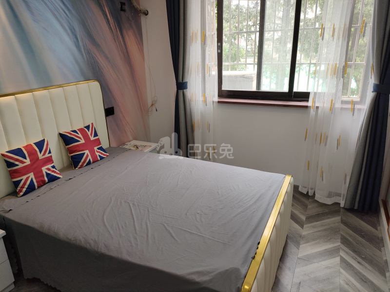 新虹园小区8966772卧室图3