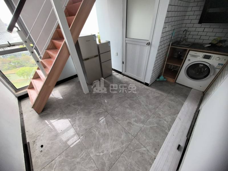 万立城商住楼8976309卧室图4