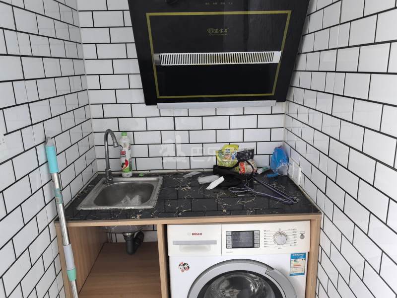 万立城商住楼8976309厨房图5