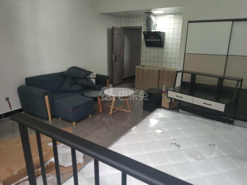 英郡雷丁小城8976793卧室图2