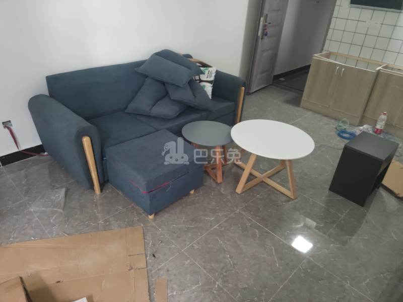 英郡雷丁小城8976793客厅图4