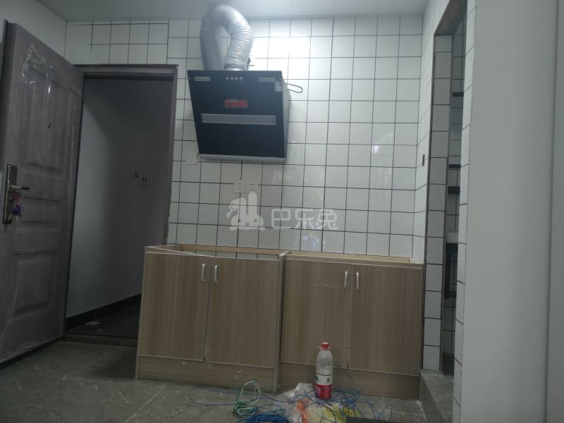 英郡雷丁小城8976793厨房图5