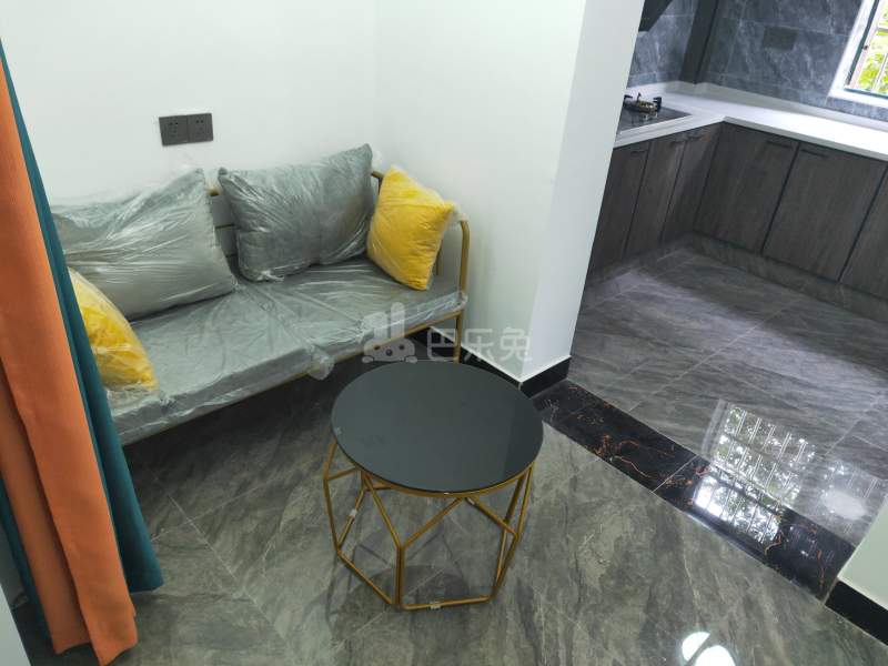 玉兰香苑一期B块8979717客厅图2