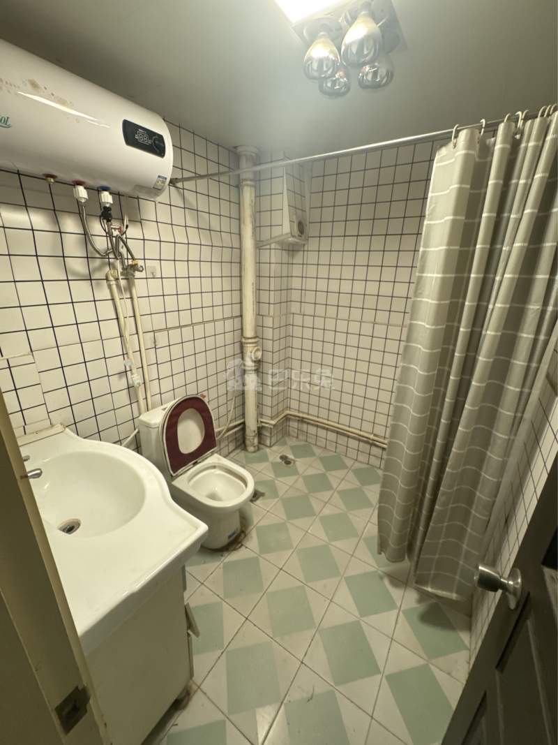 新逸仙公寓8990390卫生间图7