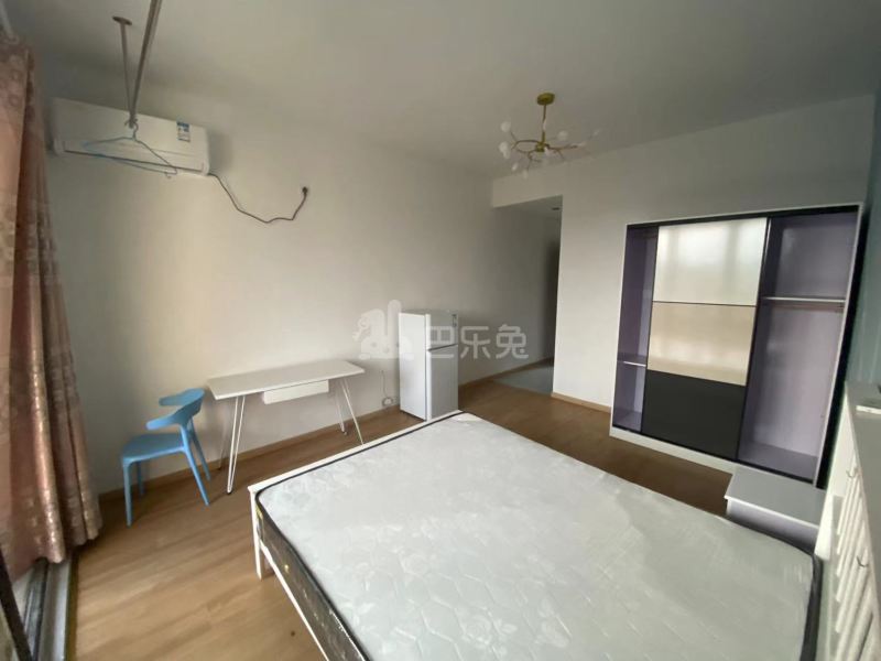 鄉悦华亭9007923卧室图0