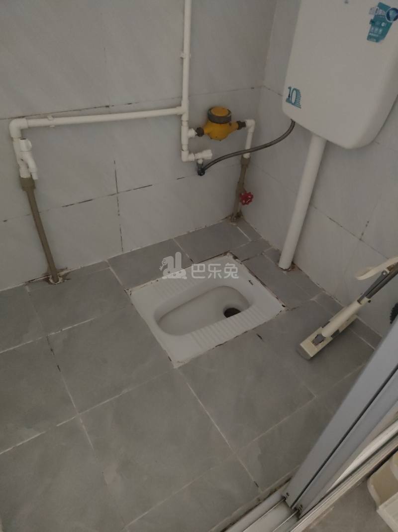 蛇口文卫楼（围仔东小区）9013008卫生间图4