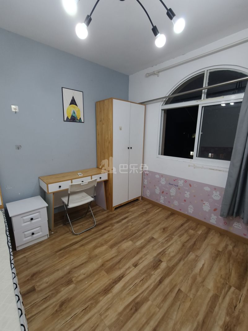 国和路611弄9027928卧室图1