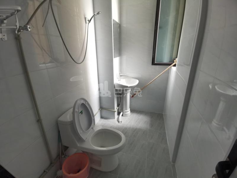 金昊丽苑9030669卫生间图8