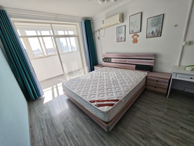 中皇广场9031717卧室图2