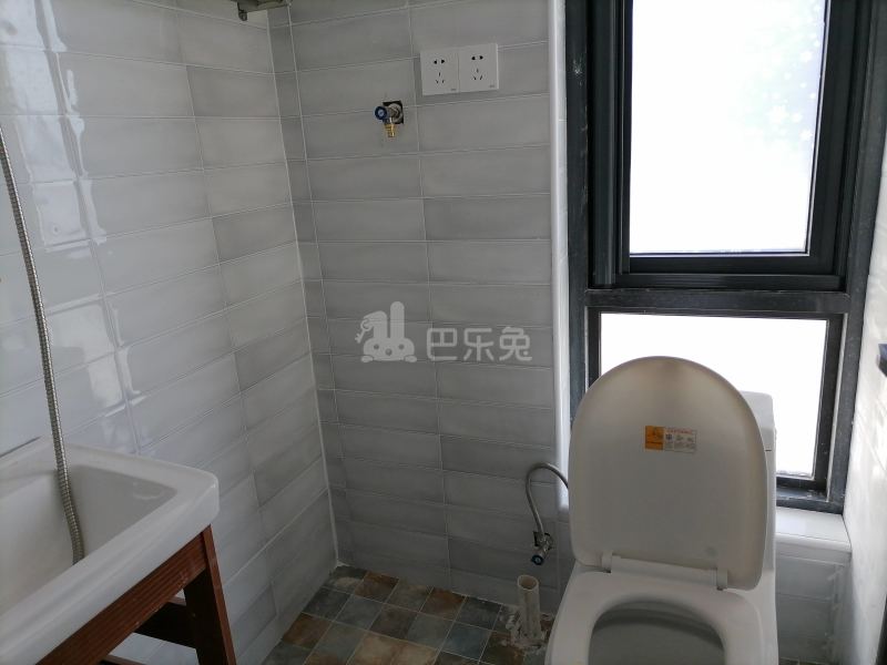 季桥村（民房）9049408卫生间图9