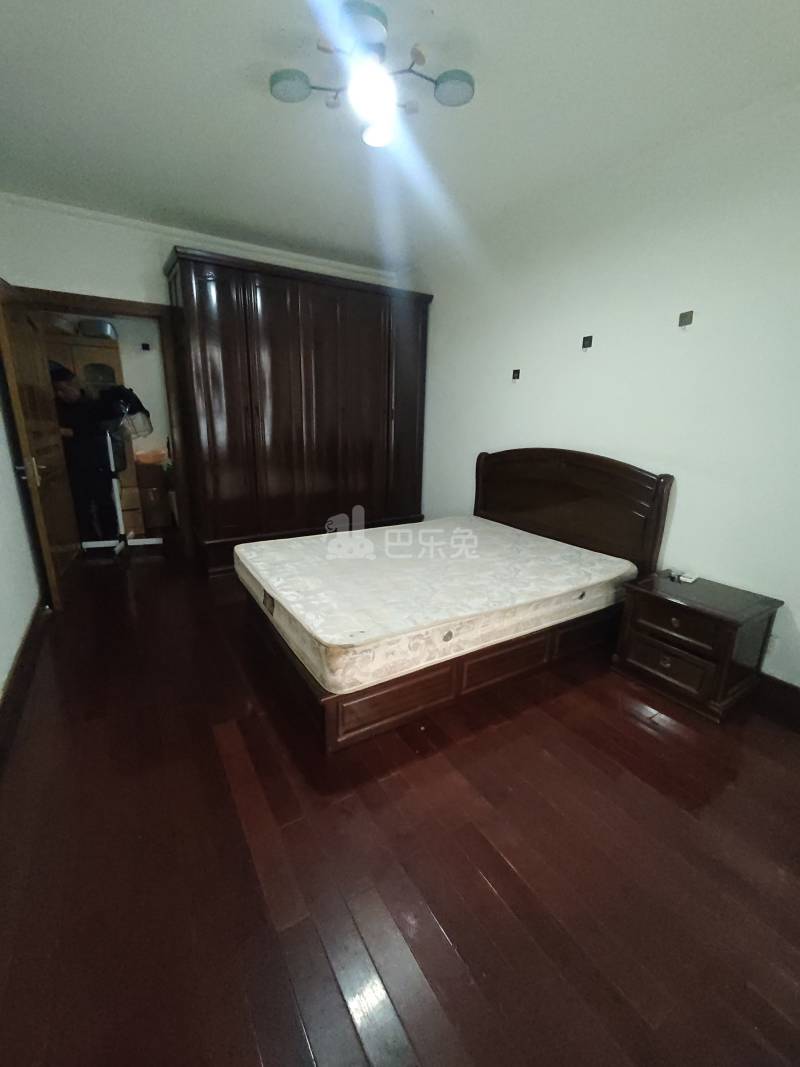 东盈公寓9057492卧室图0