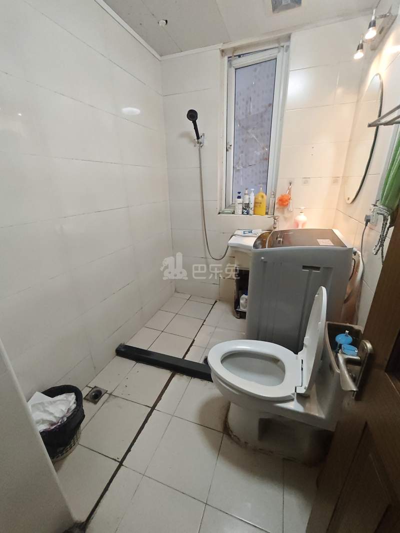 东盈公寓9057492卫生间图12