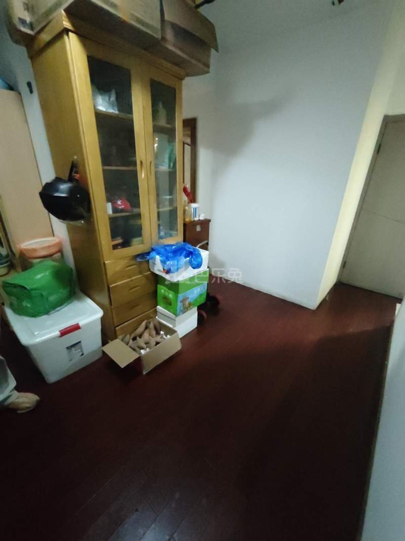 东盈公寓9057492客厅图4