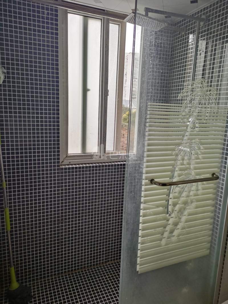 浦江东旭公寓东区6428824卫生间图11