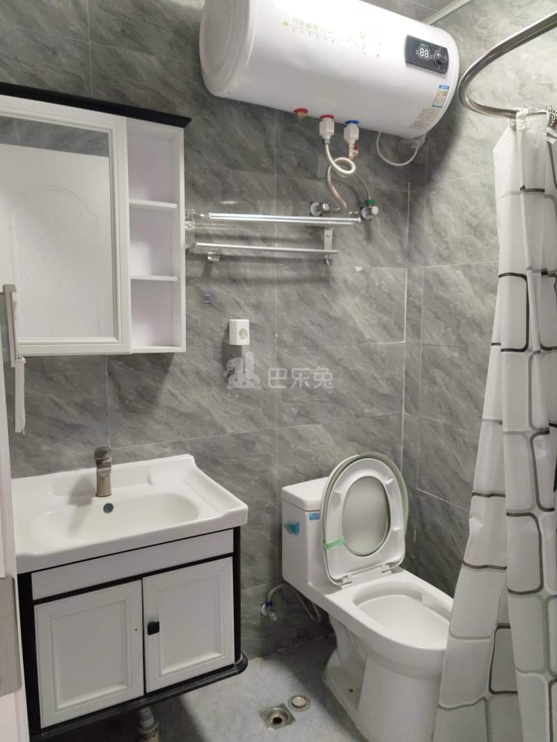 佘北家园凤尾苑9099950卫生间图10