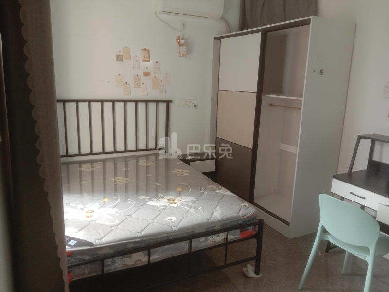 英郡雷丁小城9122226卧室图0