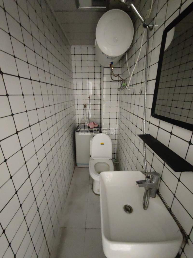 金榜新苑北区9126573卫生间图6