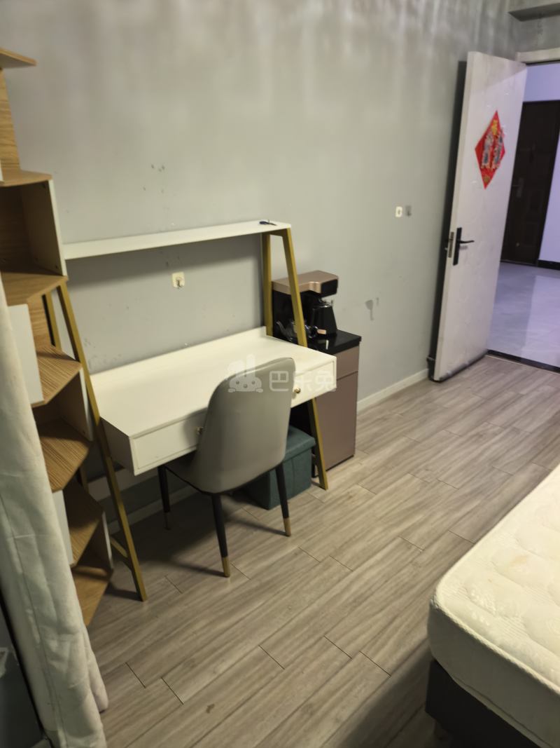 宝宸共和家园南区9140290卧室图3